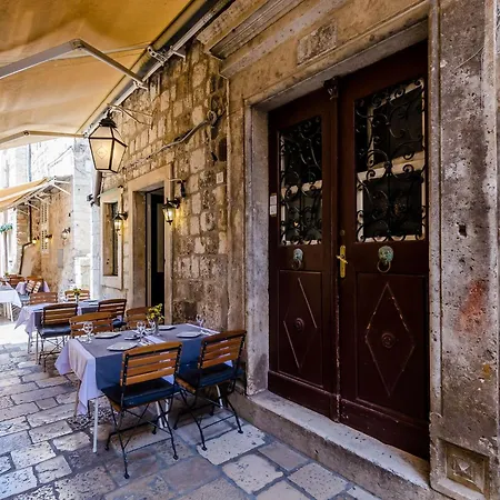 شقة Midtown - With Street View دوبروفينك